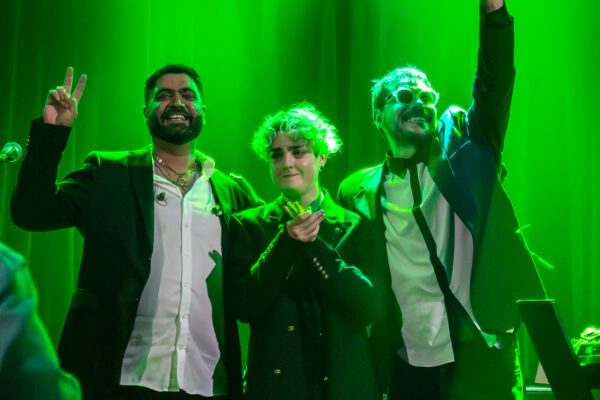 Les Manus @luchohackfotos-